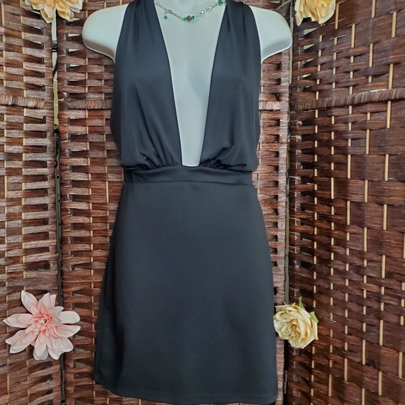 Forever 21 Mini Dress good condition color Black - Picture 4 of 8